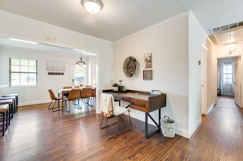 Cheerful home, sleeps 11, outdoor grill +dining!!! - Photo 12