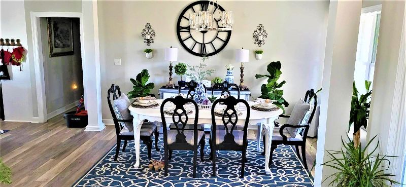 FULLY FURNISHED MODERN FARMHOUSE BY THE LAKE - Photo 12