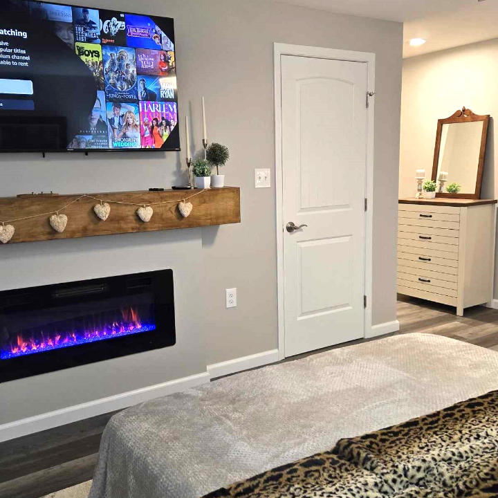 FULLY FURNISHED MODERN FARMHOUSE BY THE LAKE - Photo 2