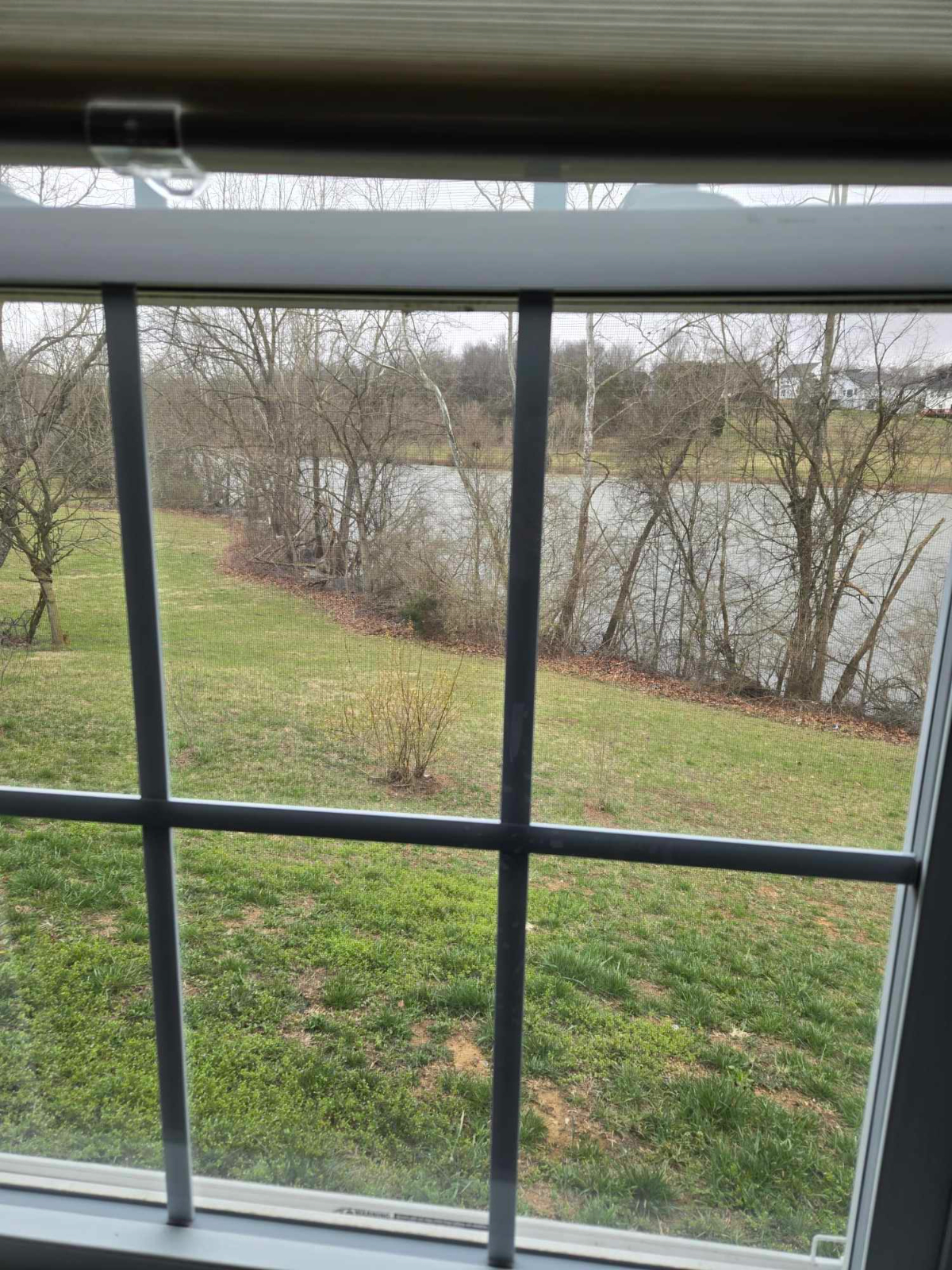 FULLY FURNISHED MODERN FARMHOUSE BY THE LAKE - Photo 12