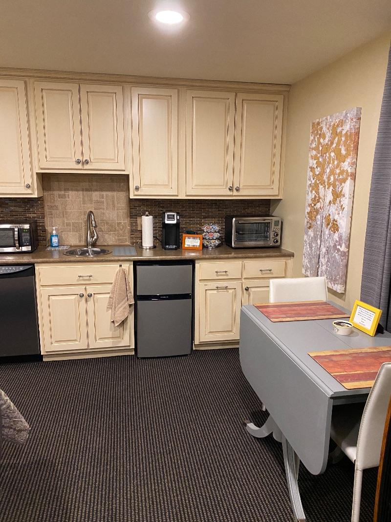 Northern Oasis Suite E
