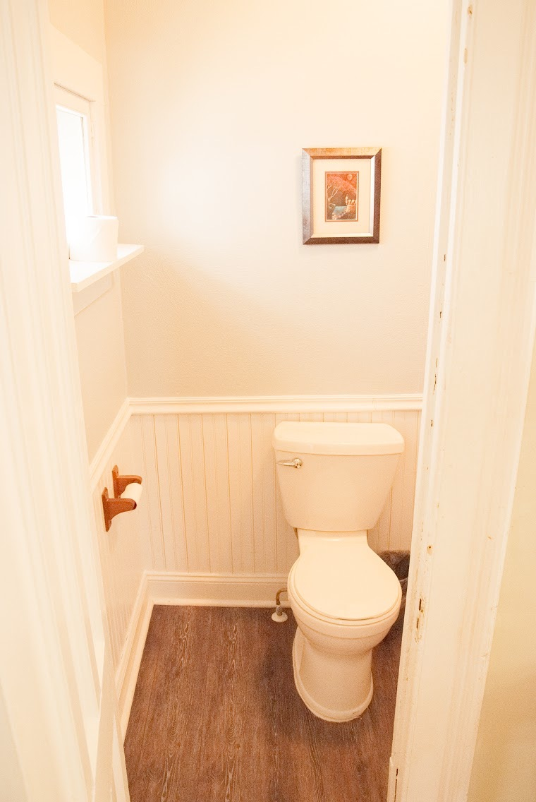 3 Bedroom spacious house off street parking - Photo 9
