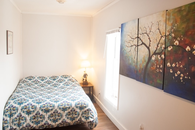 3 Bedroom spacious house off street parking - Photo 11