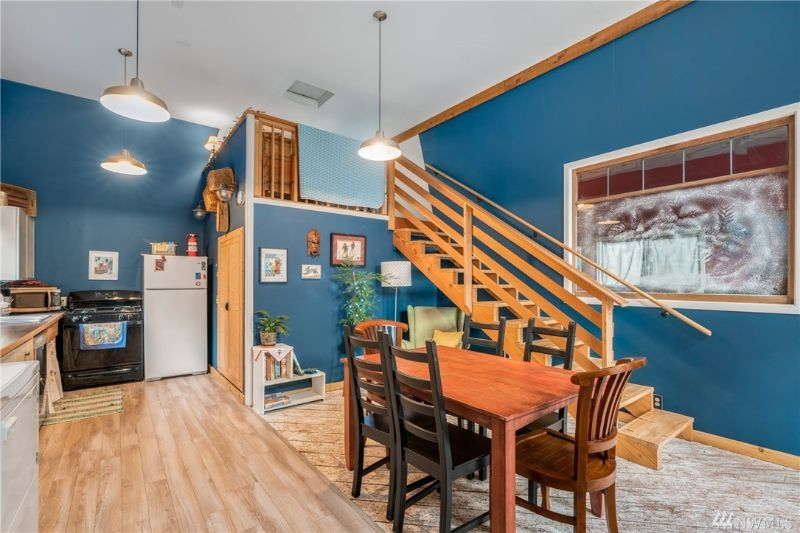 West Seattle Cottage- close to beach and park - Photo 2