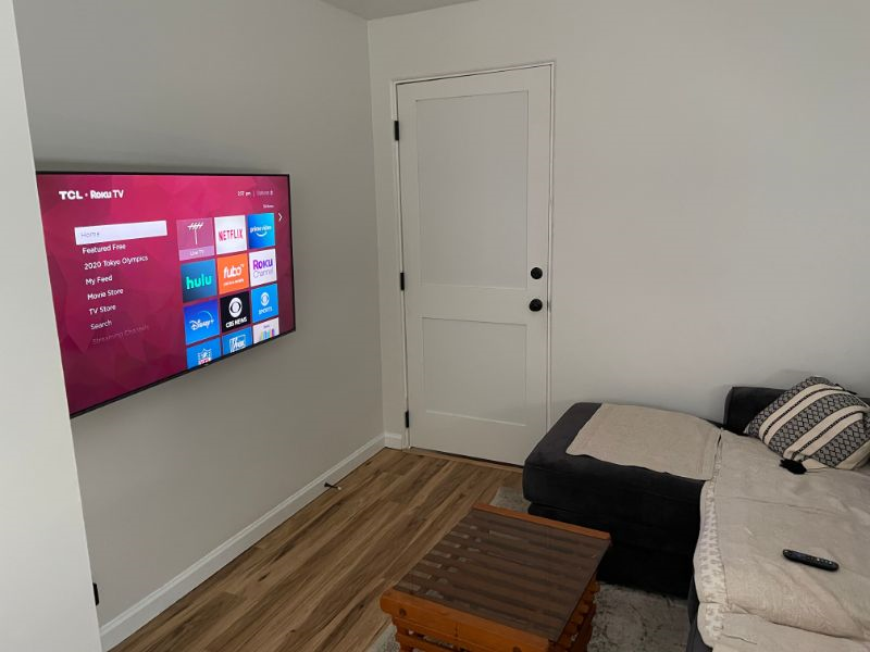 Safe 1BR Apt completely renovated close to Lake Ontario - Photo 3
