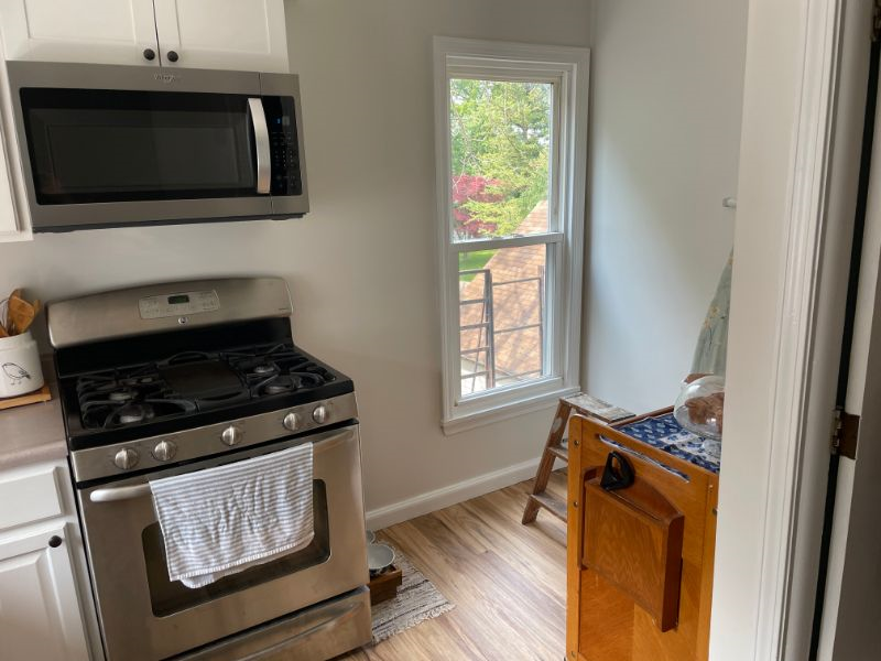 Safe 1BR Apt completely renovated close to Lake Ontario - Photo 6