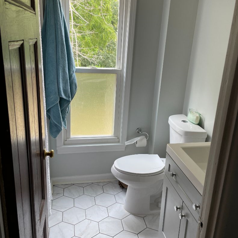 Safe 1BR Apt completely renovated close to Lake Ontario - Photo 7