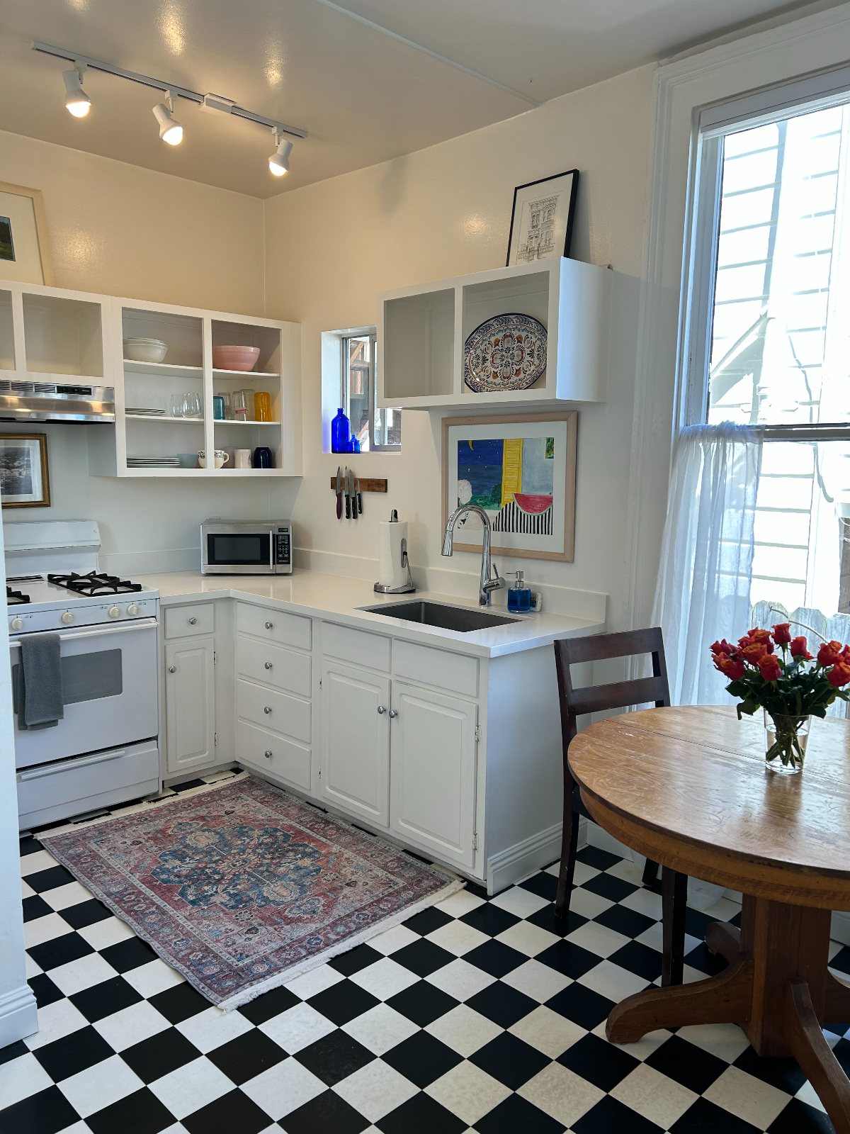 Charming Noe Valley Victorian - Photo 4