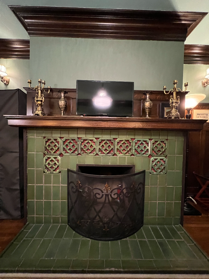 Private room and bath in historic Dupont... - Photo 12