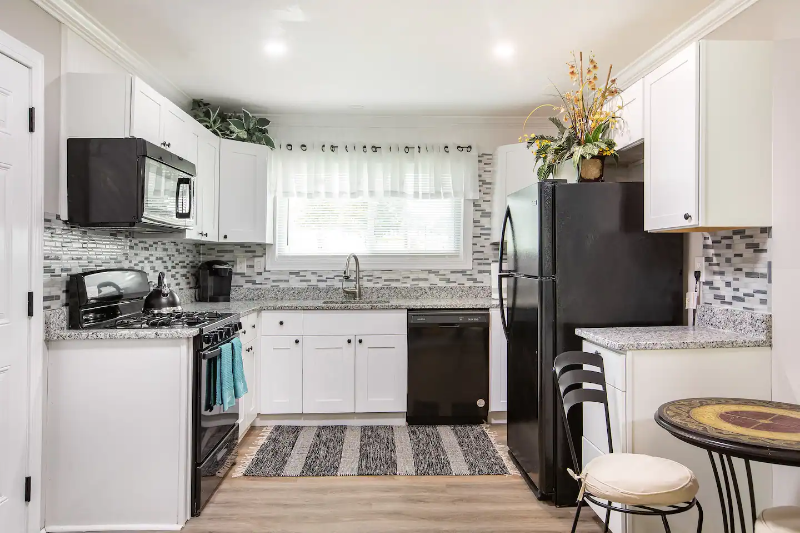 2 Bdrm - Furnished Rental - Extended Stay-(3B)