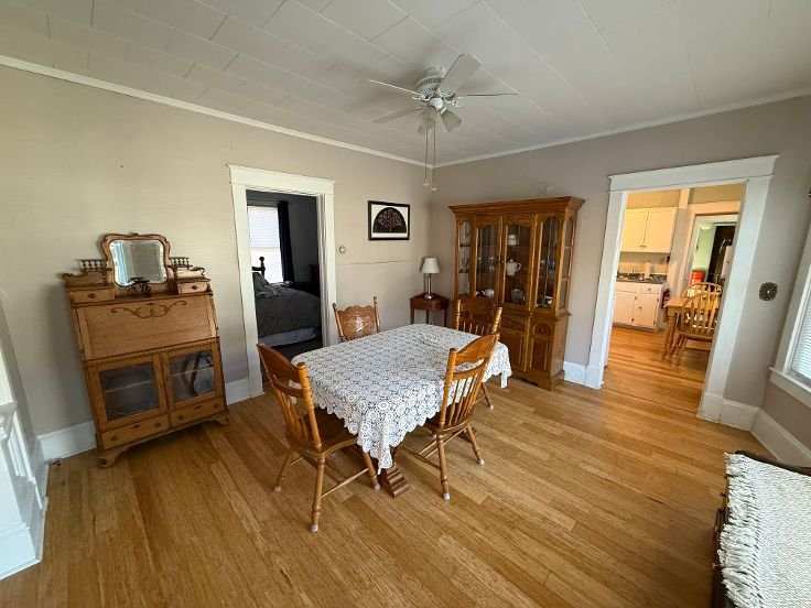 Comfortable, Fully Furnished, Non-Smoking Housing for Traveling Health Professionals - Photo 4