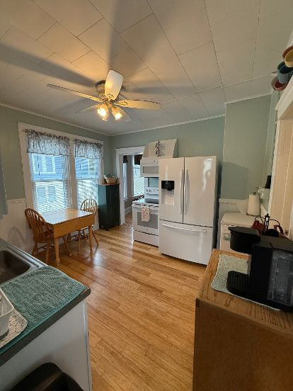 Comfortable, Fully Furnished, Non-Smoking Housing for Traveling Health Professionals - Photo 12