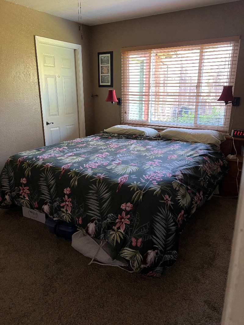 Spacious two bedroom, two bath house in quiet Goleta neighborhood. Pet Friendly - Photo 2