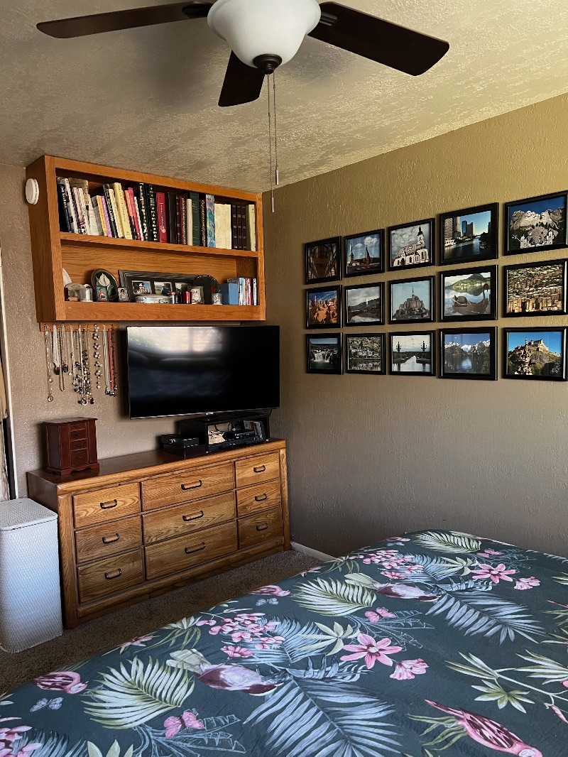 Spacious two bedroom, two bath house in quiet Goleta neighborhood. Pet Friendly - Photo 3