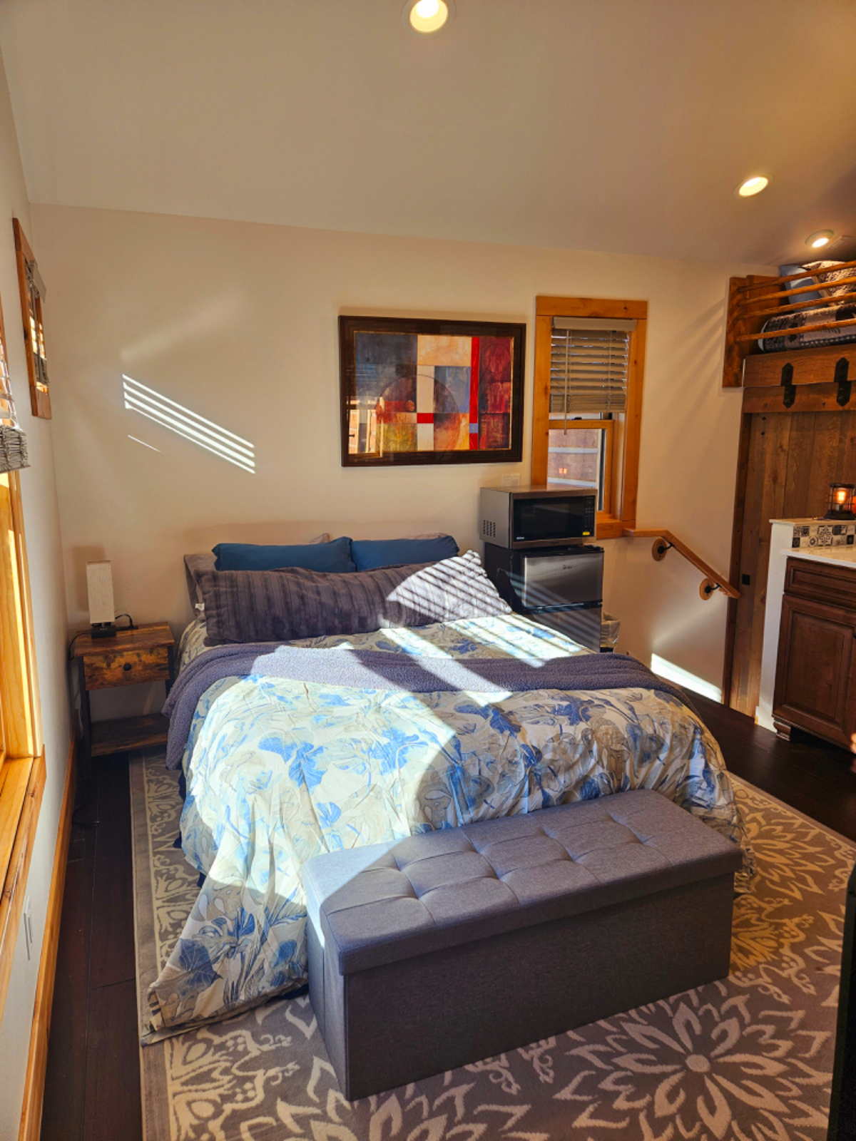 Riverfront living near Mt Bachelor w/ Hot Tub - Photo 4