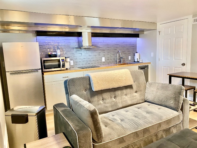 Snuggle into Sweet Seclusion - Photo 3