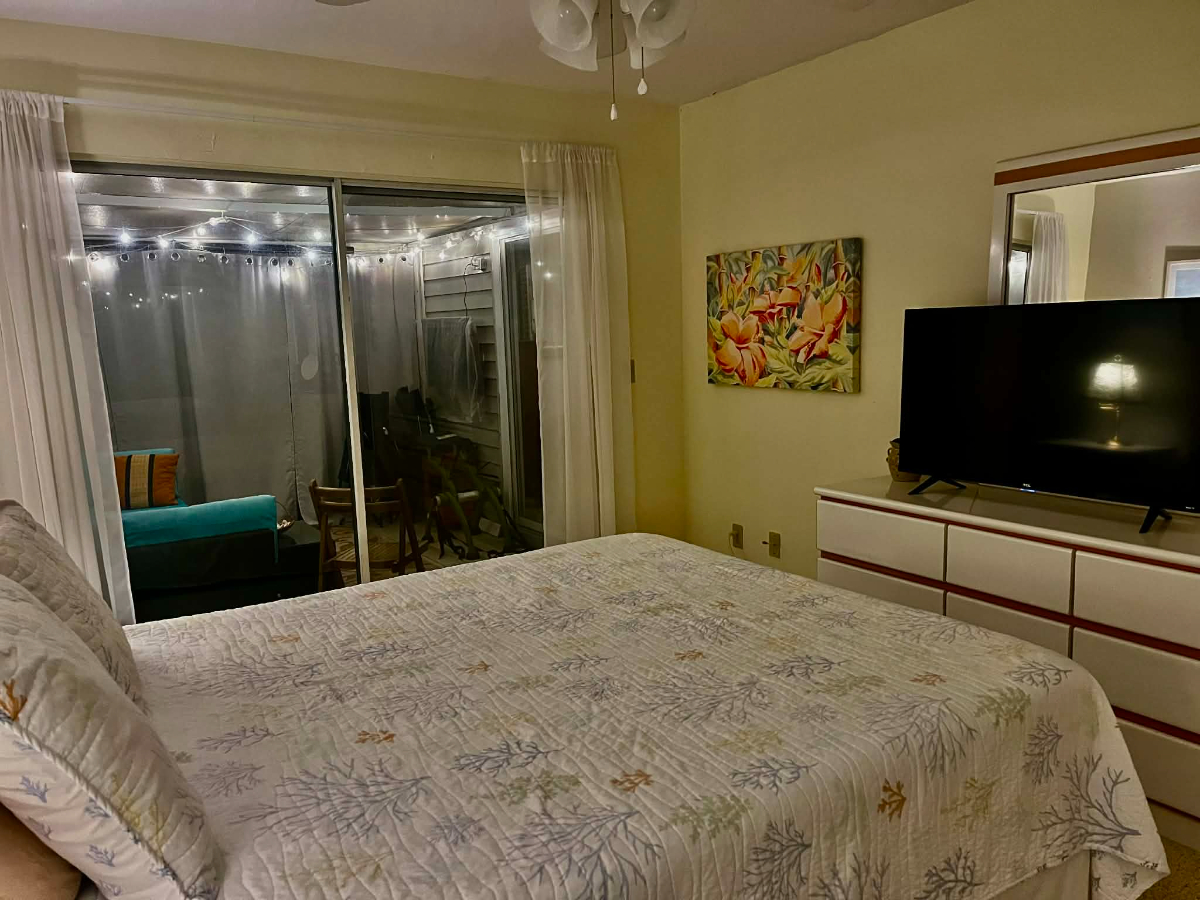 Your next stay in SWFL - Photo 4