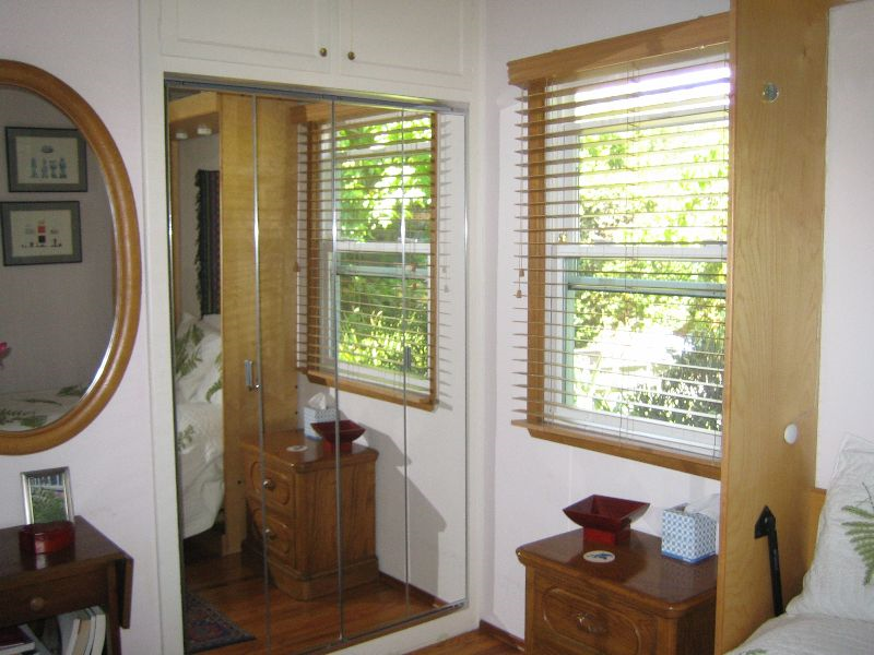 San Diego Furnished private room in quiet 3-bedroom, 1-bathroom home - Photo 3