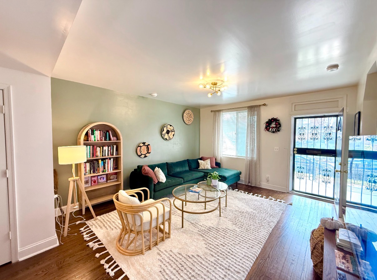 Private Basement Suite w/ Living Room- AVAILABLE - Photo 6