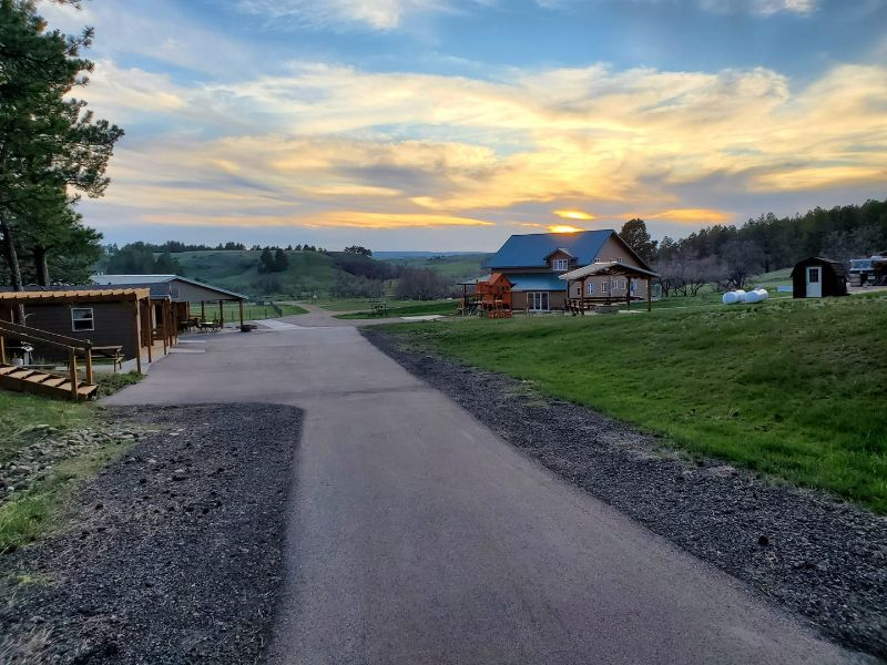 Cottage in the Beautiful Black Hills for quiet, restful evenings! - Photo 12