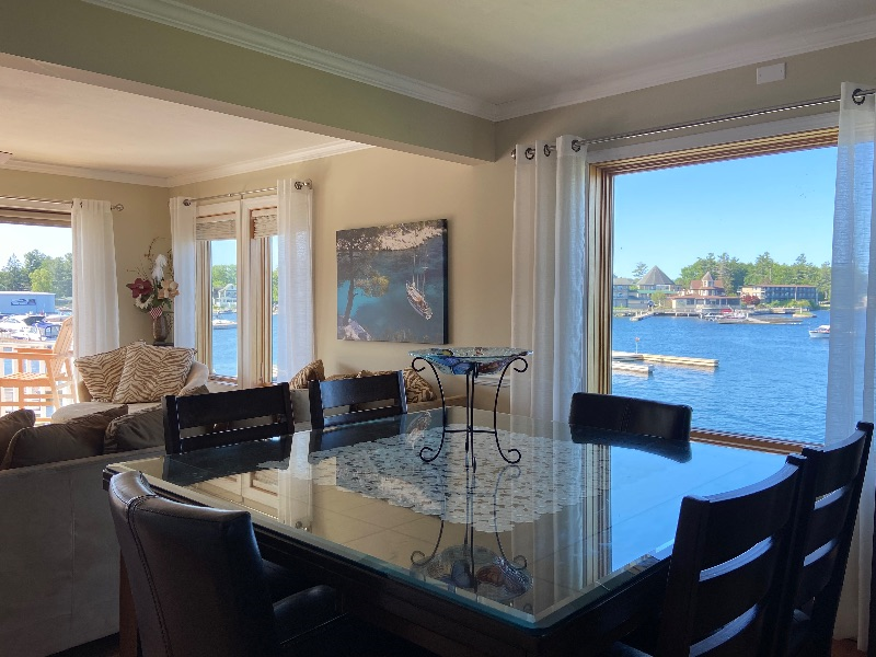 Alexandria BayTownhouse       RiverHospital - Photo 10