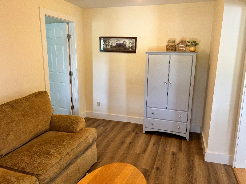 Recently Updated Farmhouse Apartment in Morrisville - Photo 11