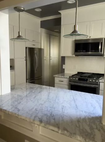 Spacious 1 bedroom, fully furnished beautiful apt in Russian Hill - Photo 6