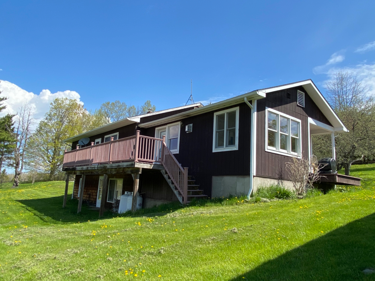 Country living in Plainfield Vermont | Furnished Finder