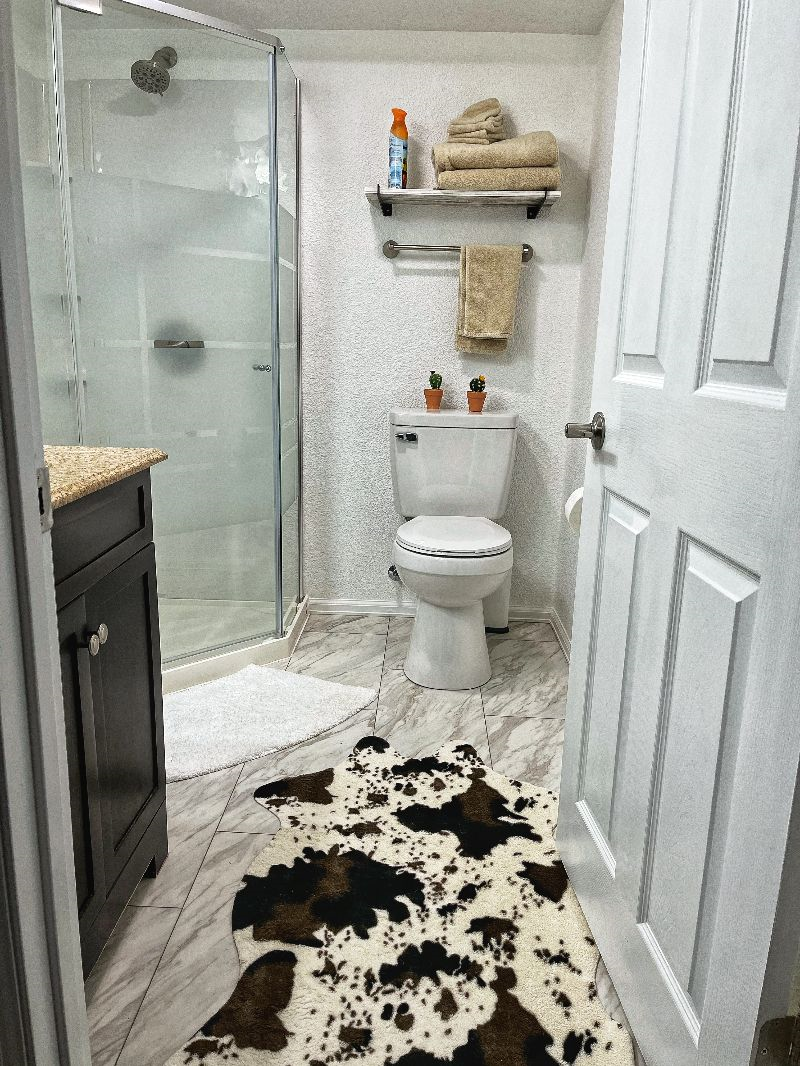 Basement Apartment Near Hospital - Photo 9