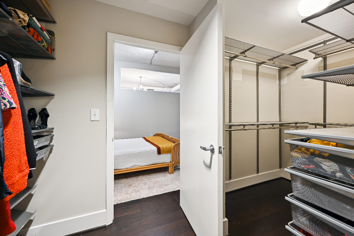 Loft in Kalorama DC - Photo 10