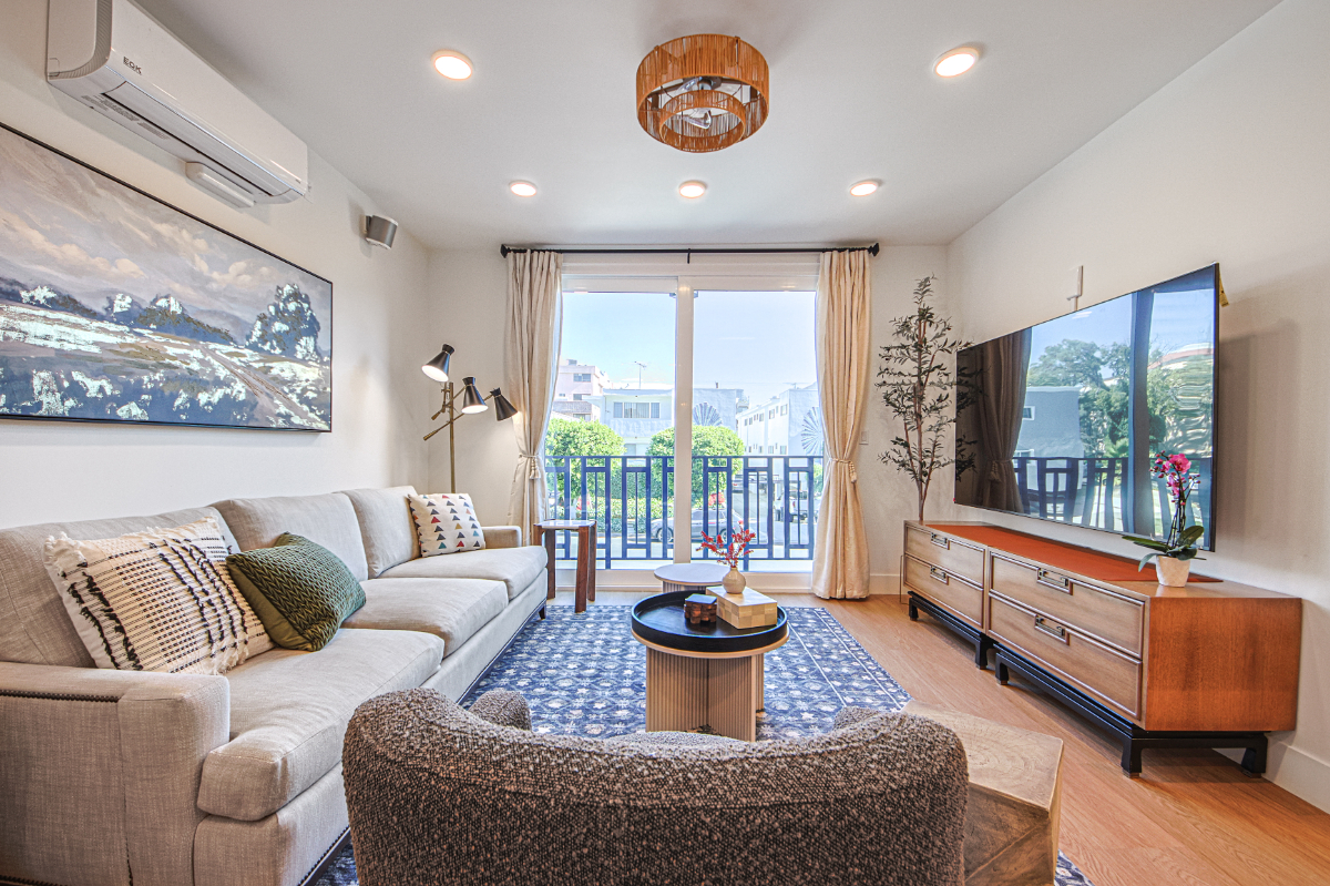 Mid Century Modern Contemporary 1 Bedroom Near... - Photo 3