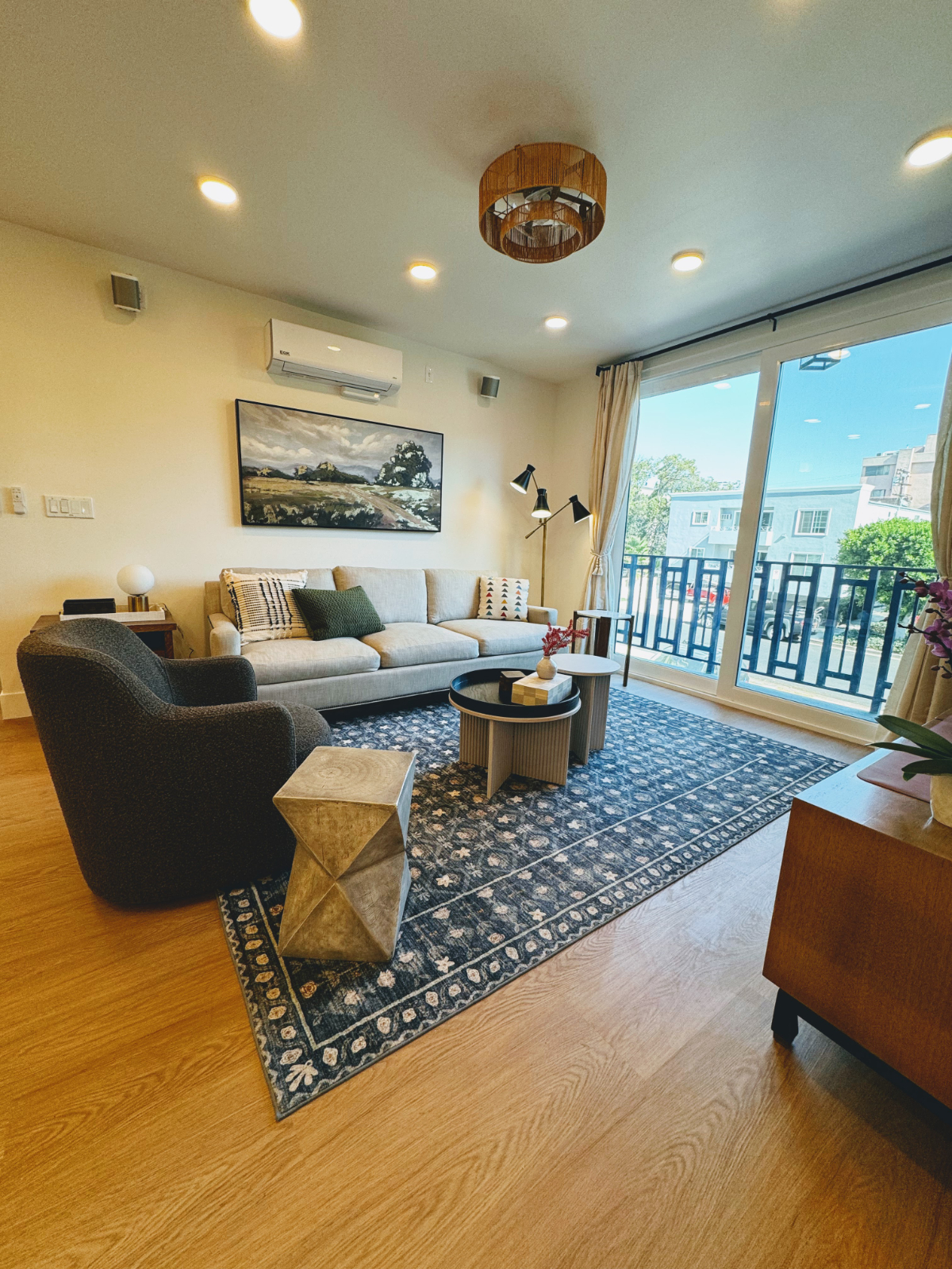 Mid Century Modern Contemporary 1 Bedroom Near... - Photo 5