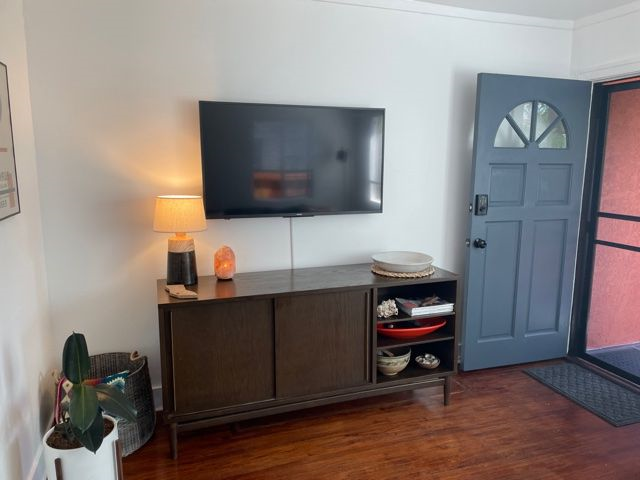 West Adams 1920s Spanish 1 Bedroom 1 Bath Home - Photo 4