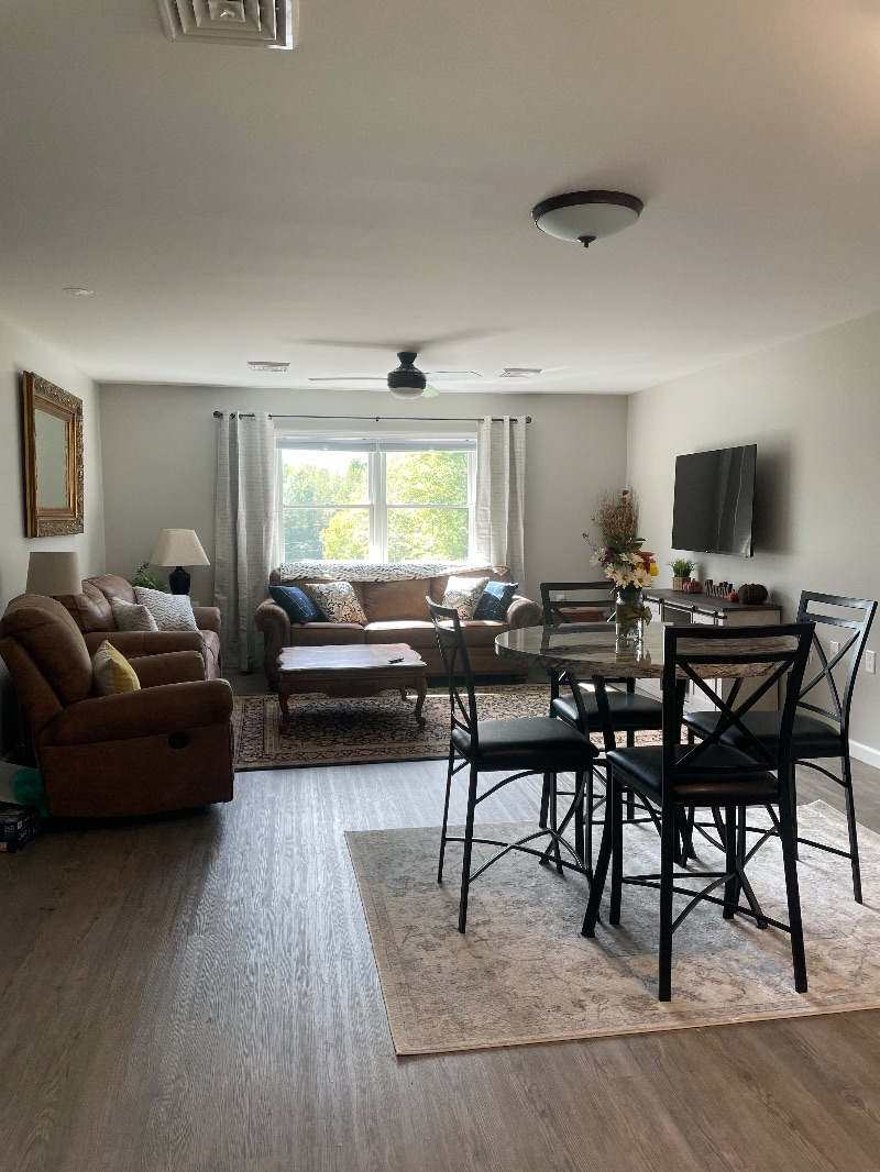 Beautiful 1 bedroom apartment - Photo 1