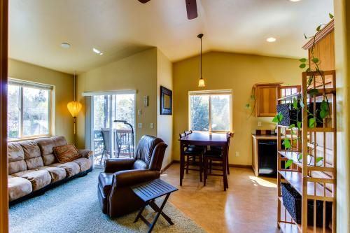 Beautiful Westside Living - Photo 2