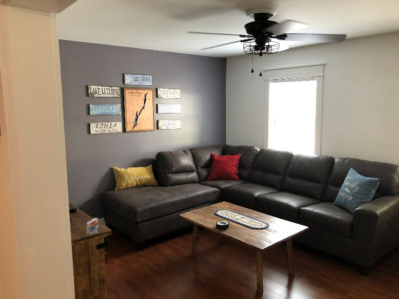 3 Bedroom 1 Bath full renovated home close to everything needed - Photo 7