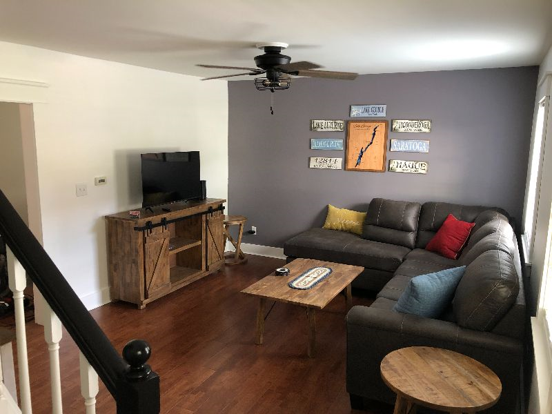 3 Bedroom 1 Bath full renovated home close to everything needed - Photo 8