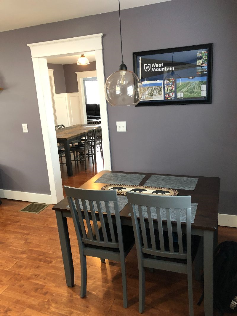 3 Bedroom 1 Bath full renovated home close to everything needed - Photo 6