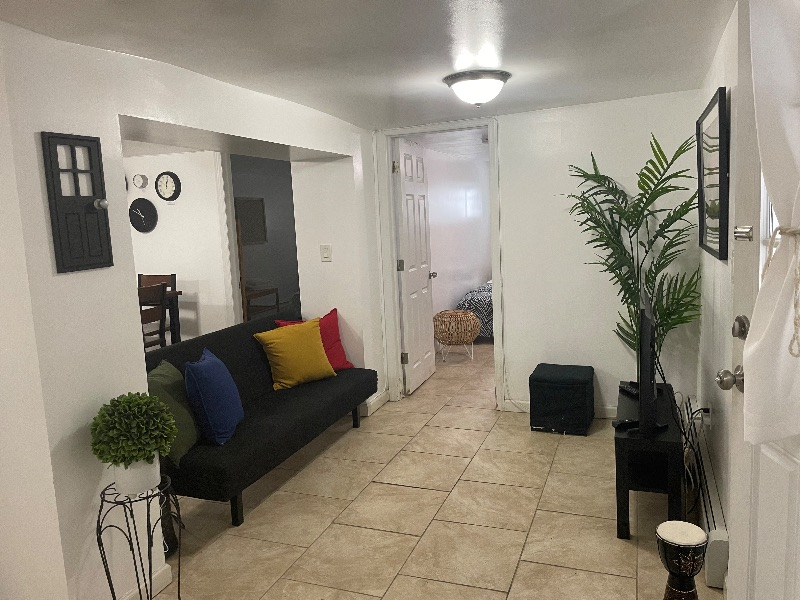 Cute, cozy and comfy apartment - Photo 8