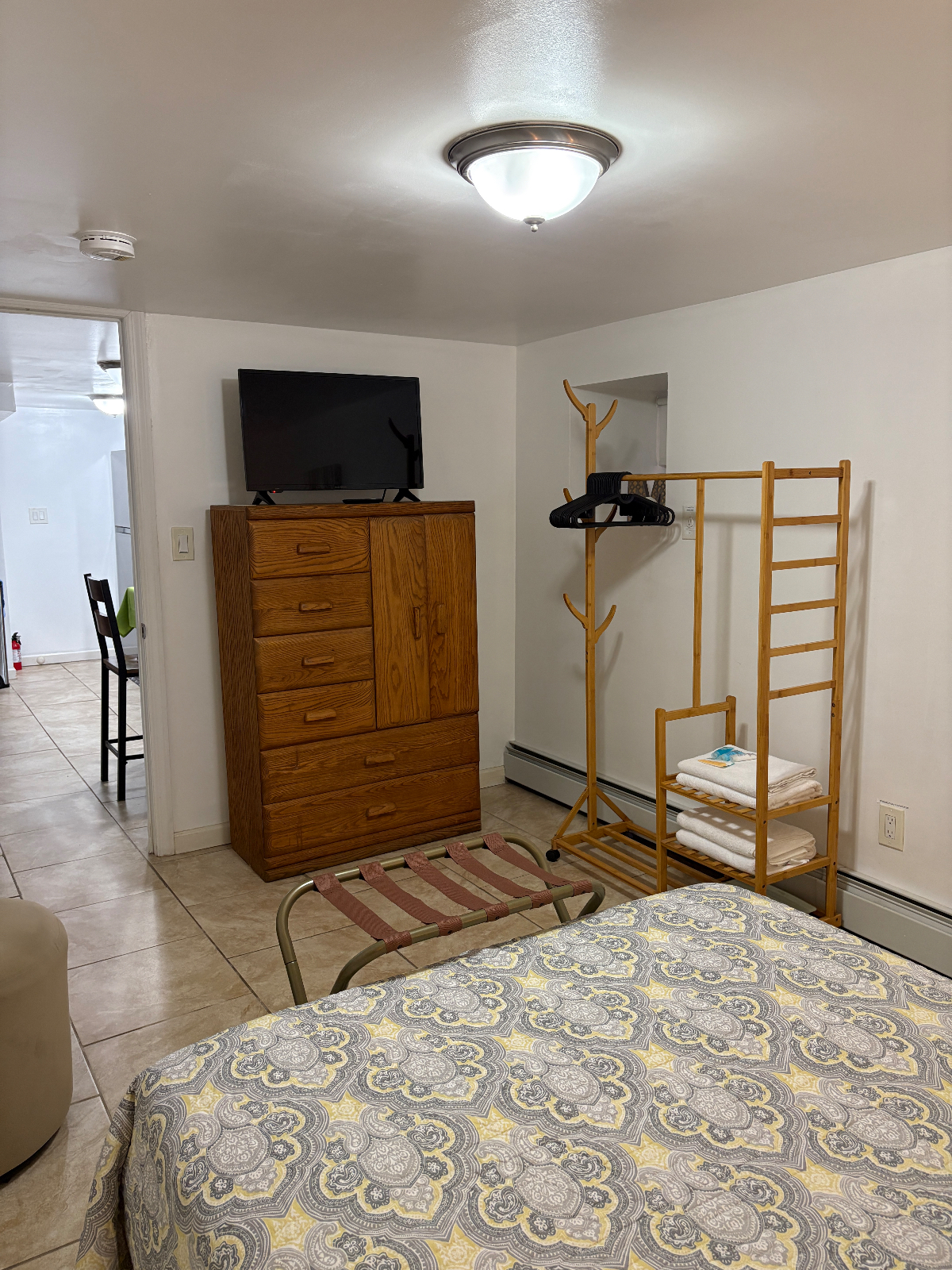 Cute, cozy and comfy apartment - Photo 3