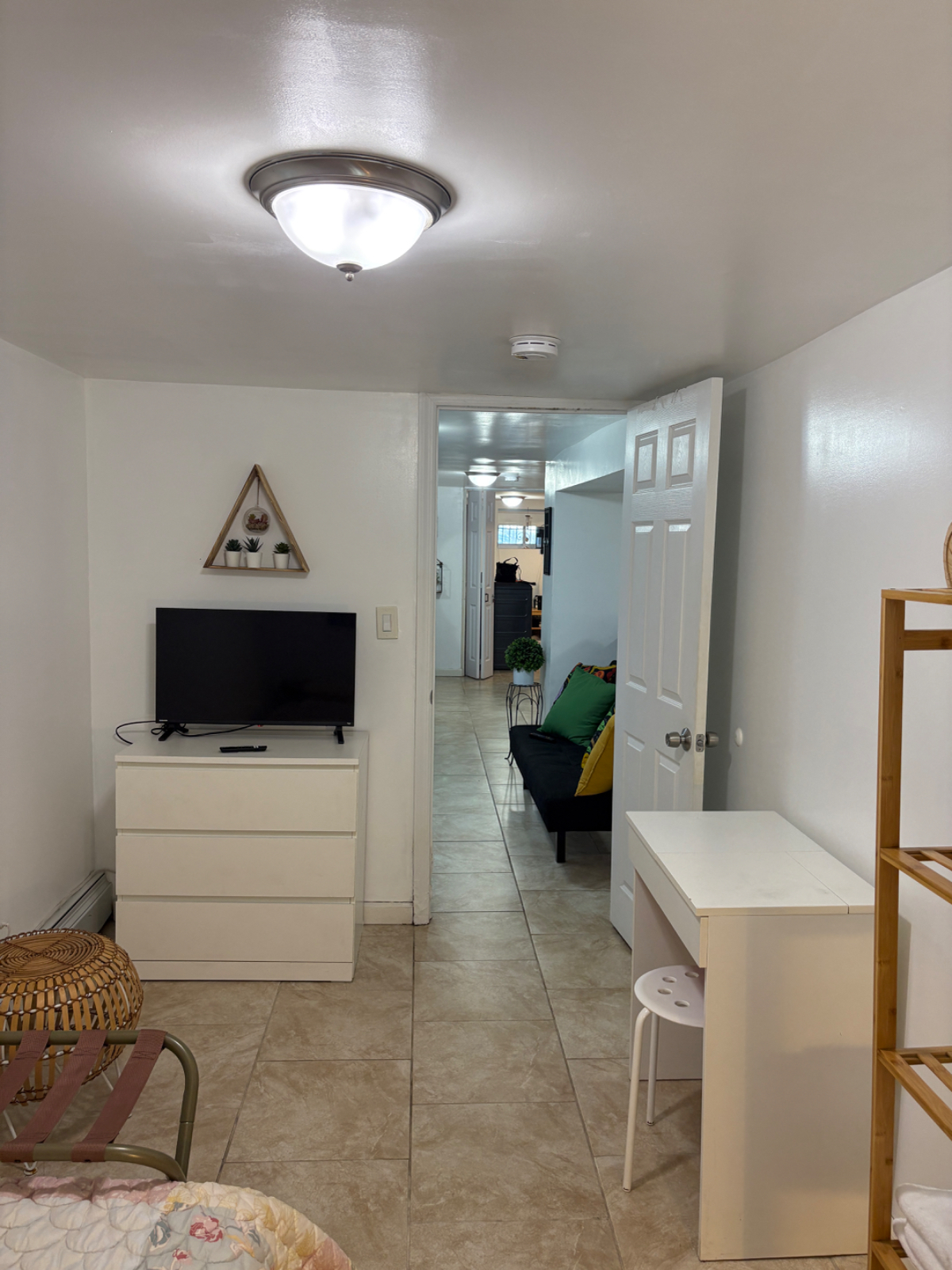 Cute, cozy and comfy apartment - Photo 5