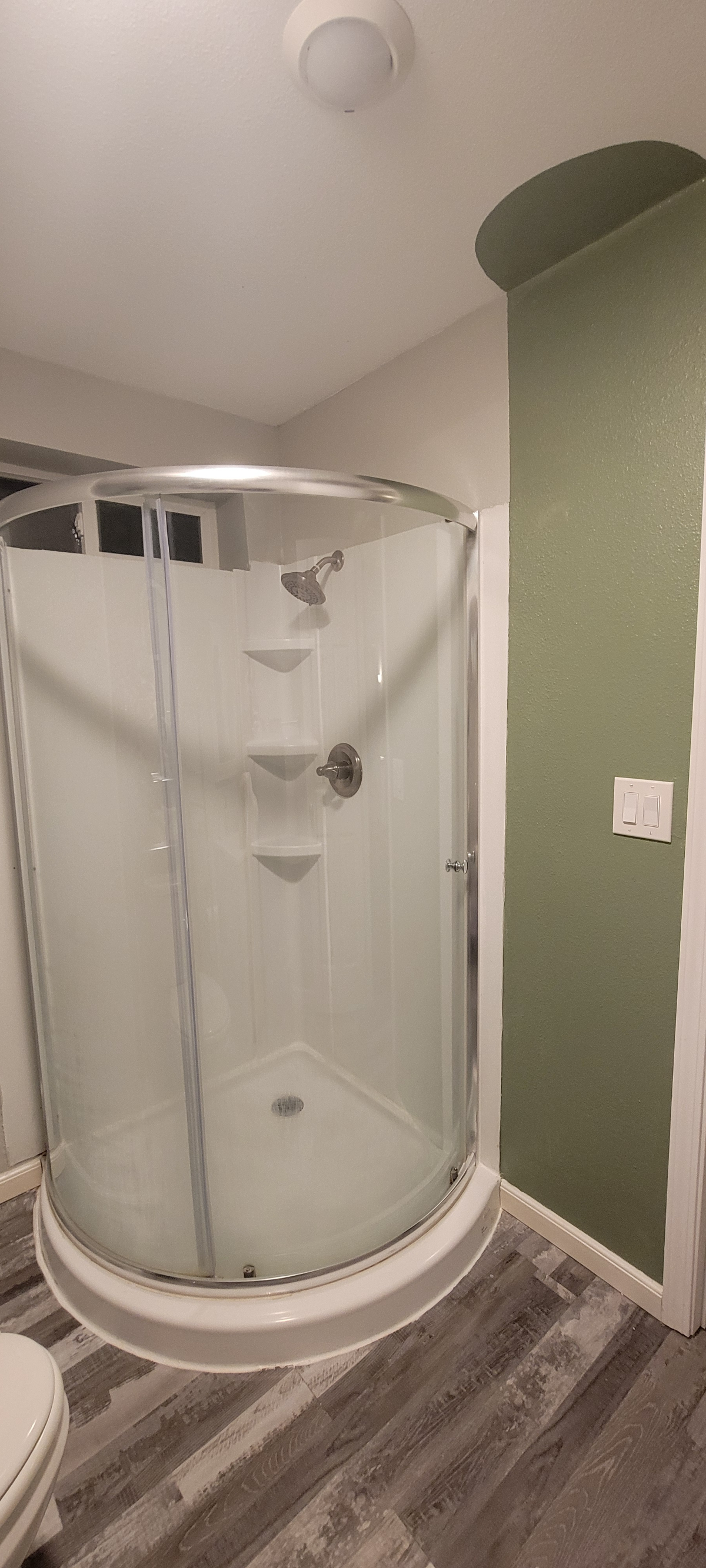 Private Furnished Studio + Backyard | Near Downtown & Hospitals - Photo 6