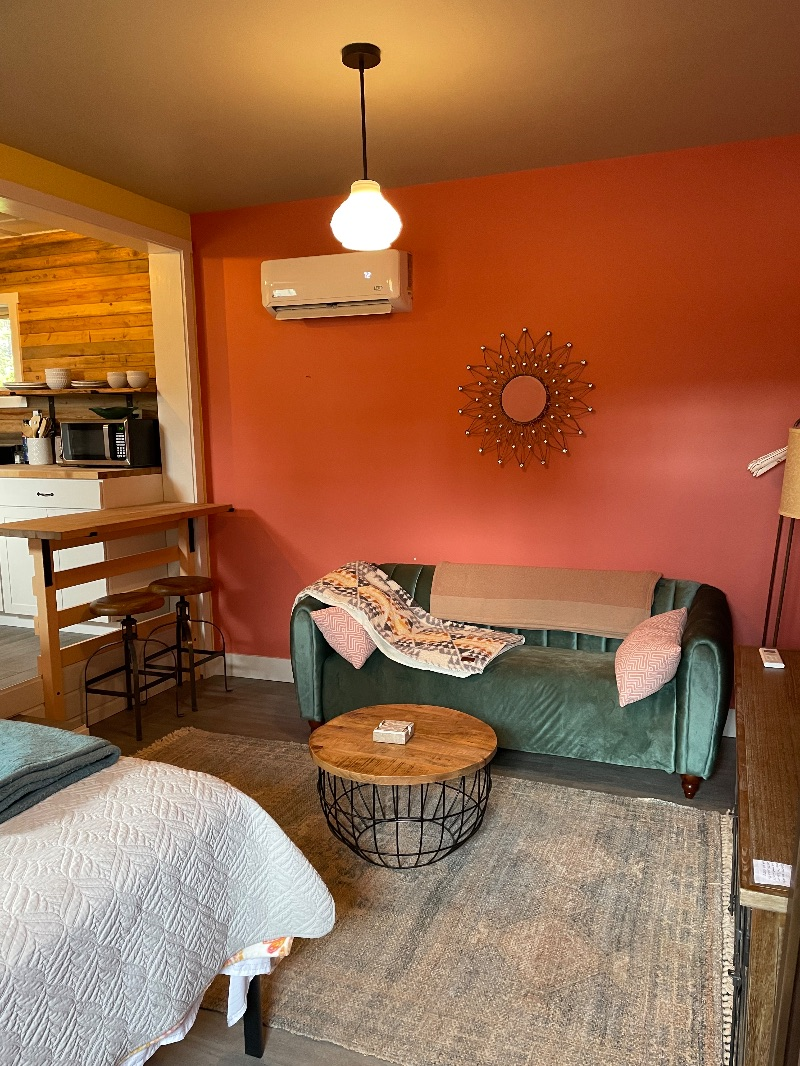 Quiet neighborhood. Nicely updated. Full Kitchen Studio - Photo 5