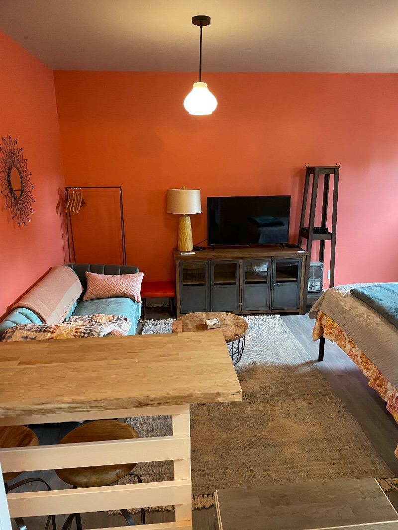 Quiet neighborhood. Nicely updated. Full Kitchen Studio - Photo 6