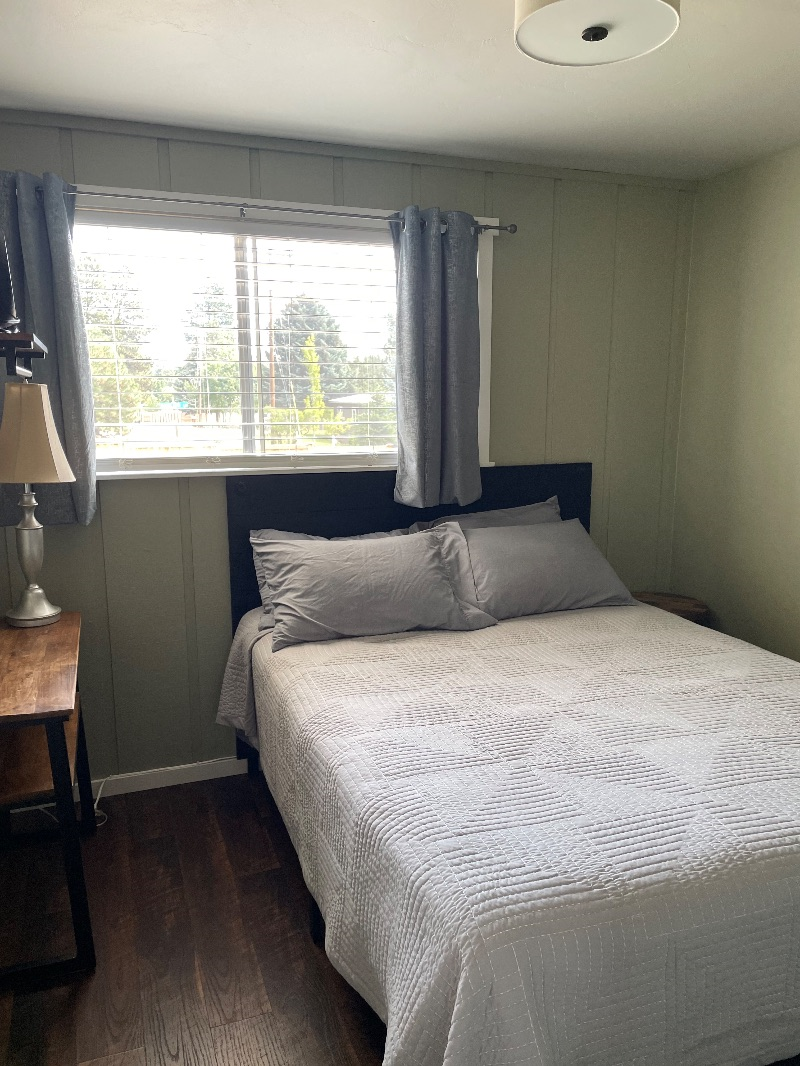 Quiet neighborhood. Nicely updated. Full Kitchen Studio - Photo 4
