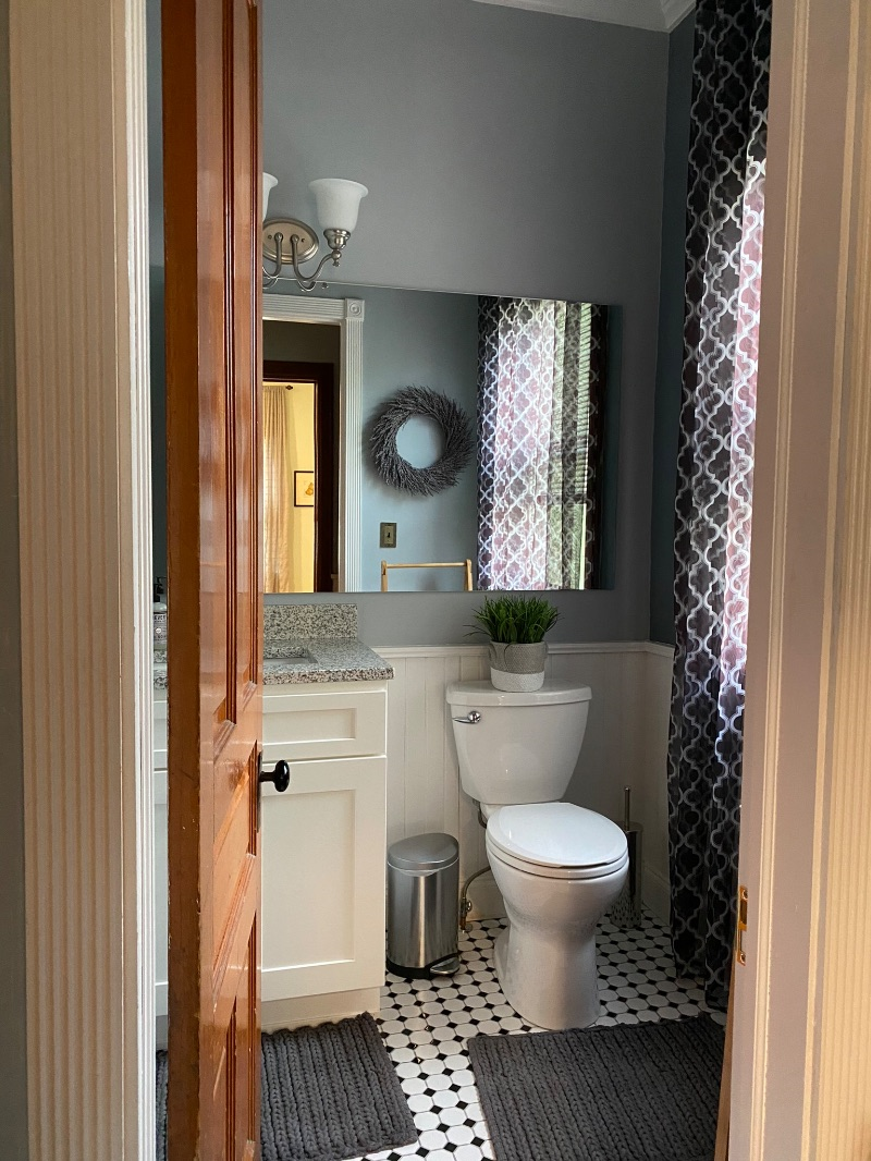 Elmwood Village Suite Fully Furnished - Photo 11