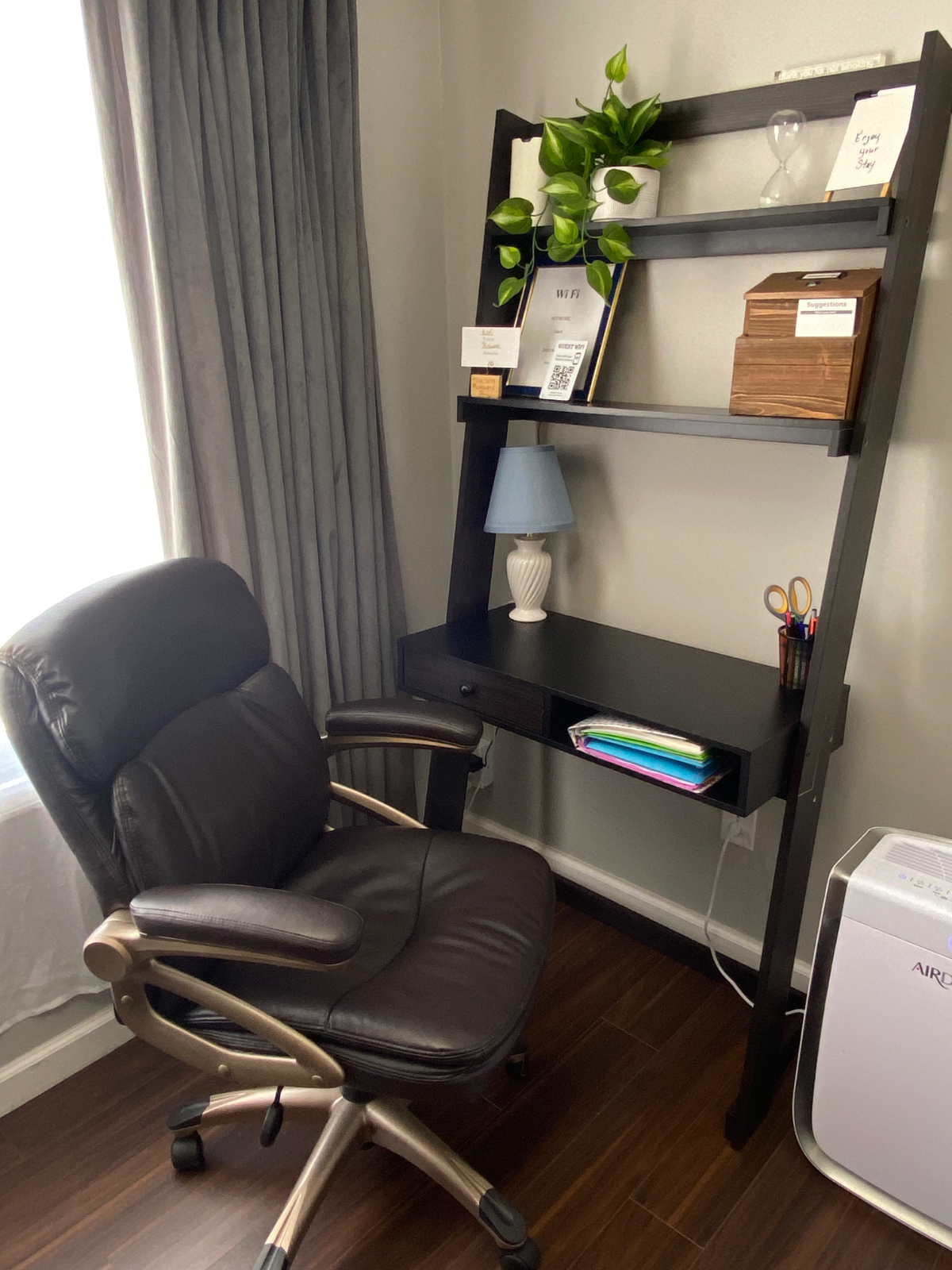Apartment in Safe Neighborhood Near Wynn - Cozy, Clean, & Quiet - Photo 4