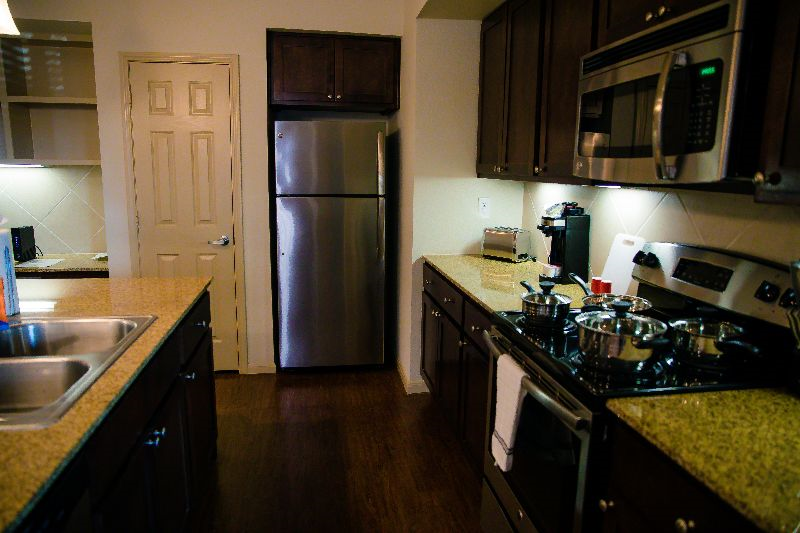 one bedroom - Photo 11