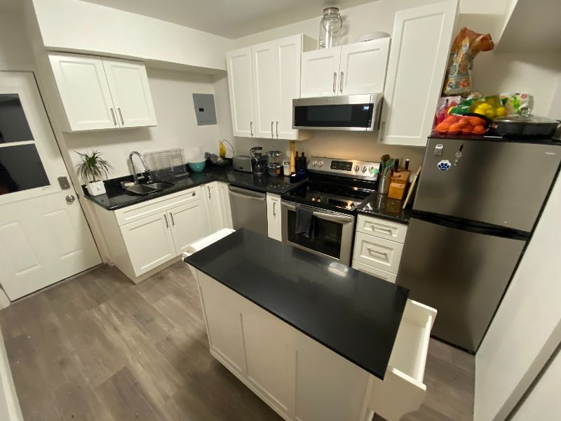 1 Bed 1 Bath, Private Patio, Fire Pit, Kitchen, Lots of Storage - dog/cat ok - Photo 4