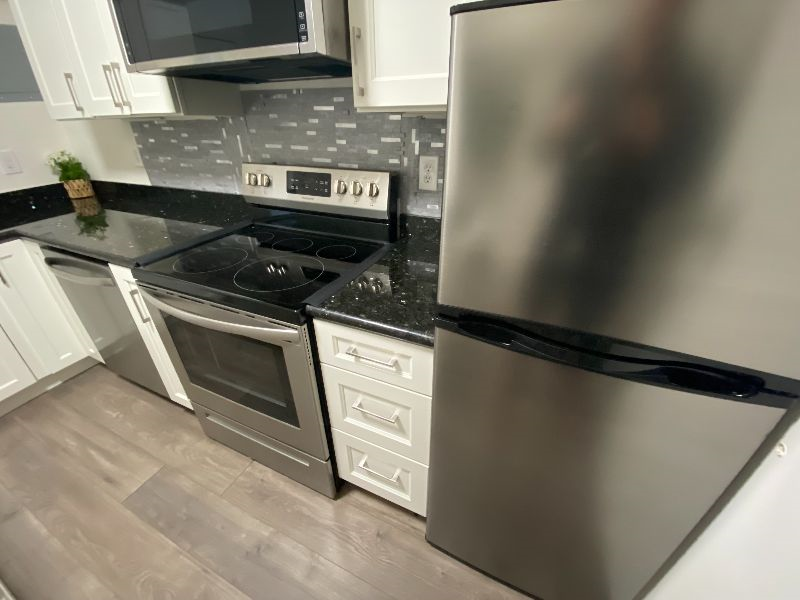 1 Bed 1 Bath, Private Patio, Fire Pit, Kitchen, Lots of Storage - dog/cat ok - Photo 3